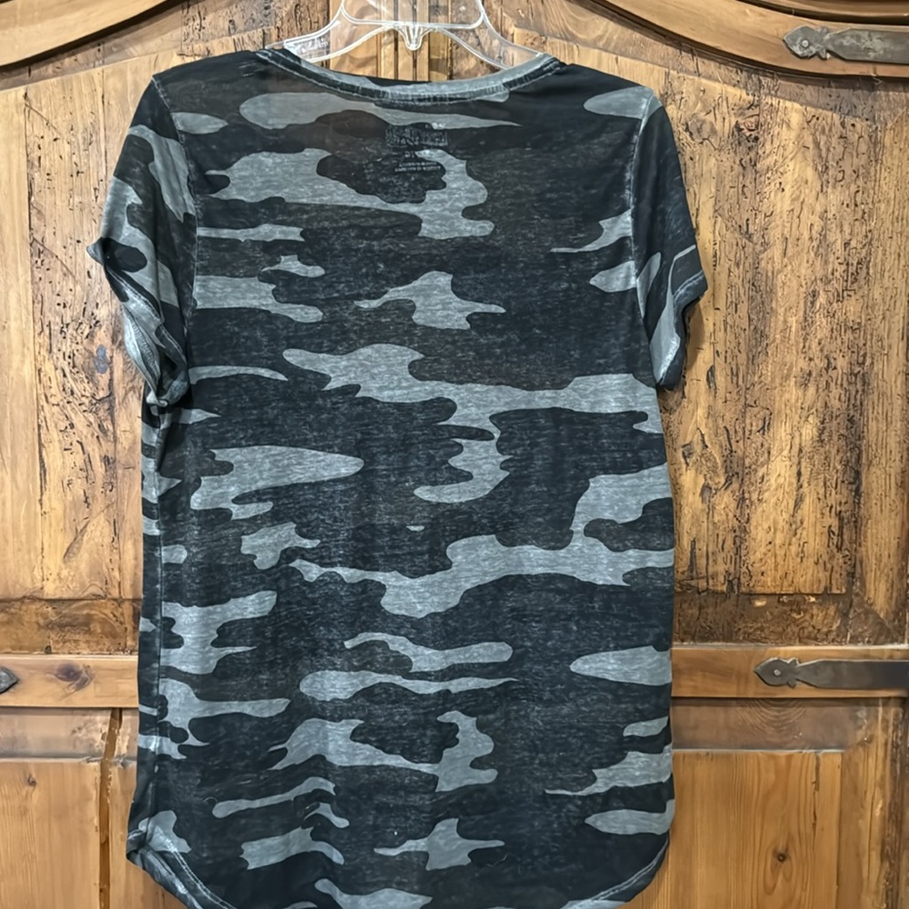 Lucky brand camo tee in green and gray - Picture 5 of 5